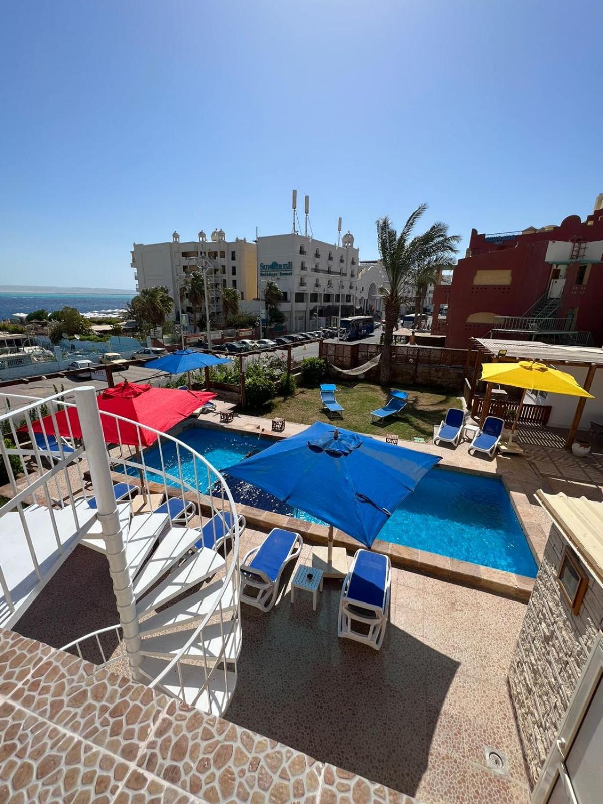 Serafy City Center Hostel And Pool For Foreigners Adults Only Hurghada Exterior foto