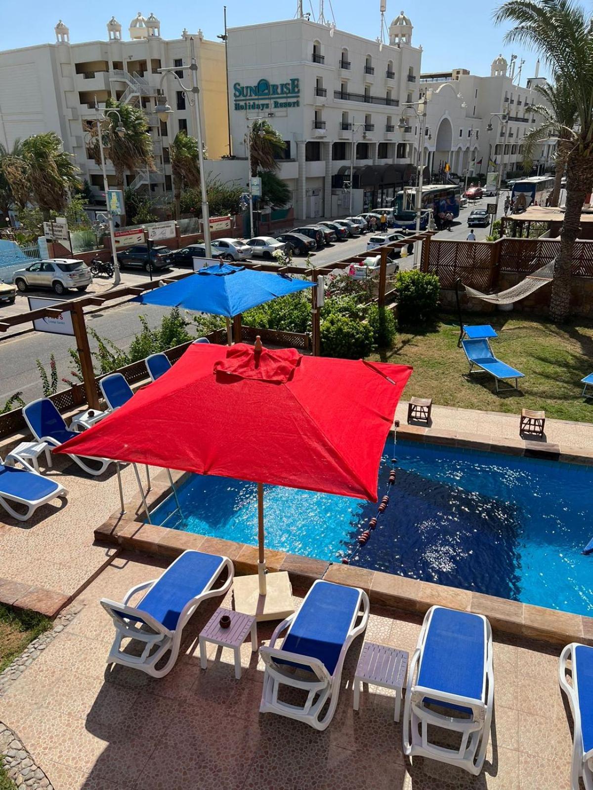 Serafy City Center Hostel And Pool For Foreigners Adults Only Hurghada Exterior foto